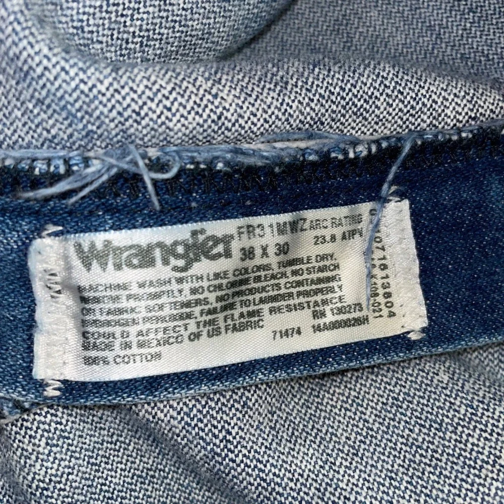 Wrangler FR Flame Resistant Relaxed Fit Jeans Blue Denim 38x30 FR31MWZ Workwear